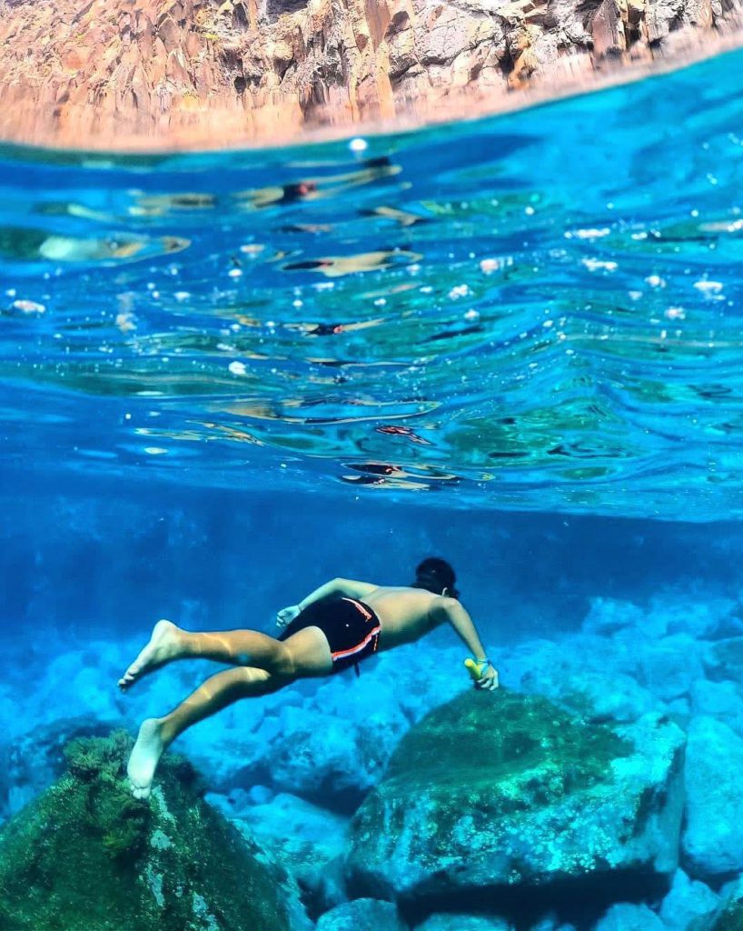 SNORKELLING EQUIPMENT